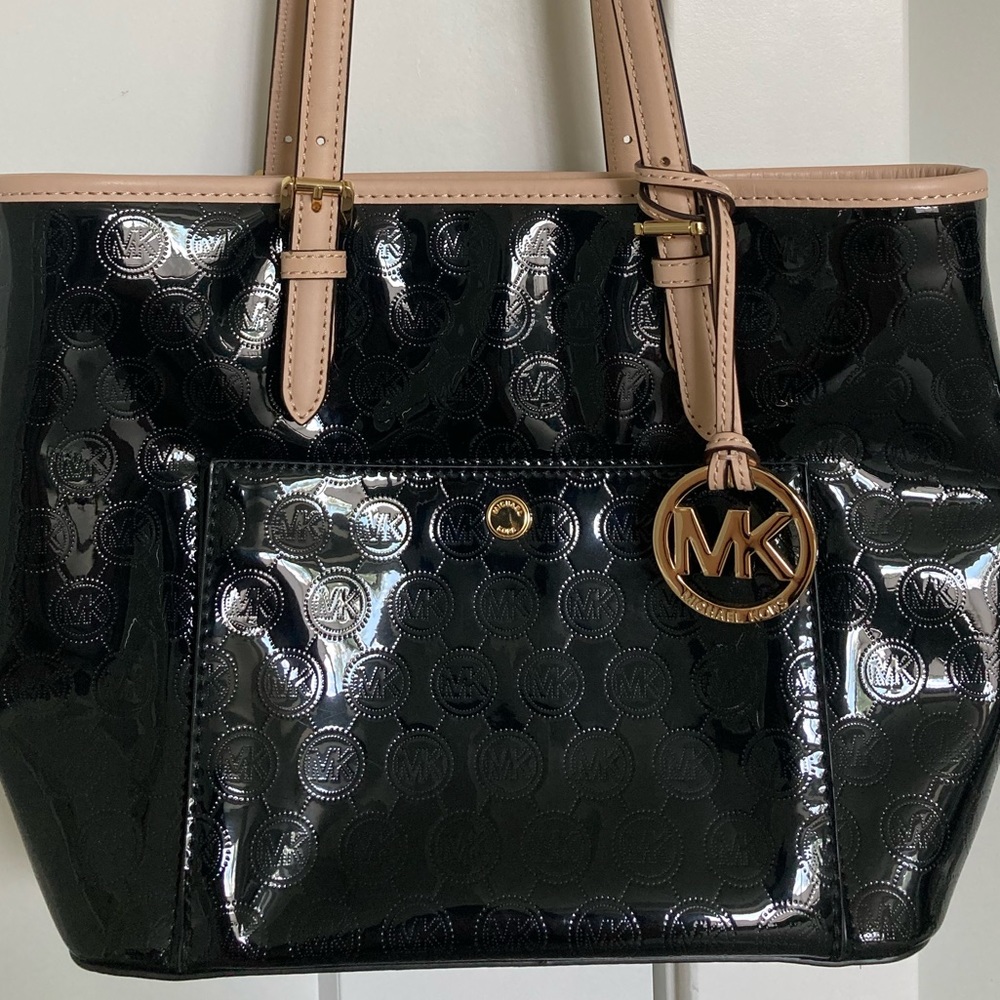 Michael Kors Jet Set Medium MK Snap Pocket Tote Chrome/Tan 😎🖤👜